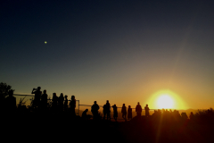 AMONTASERI_A_PEOPLE-AT-SUNSET